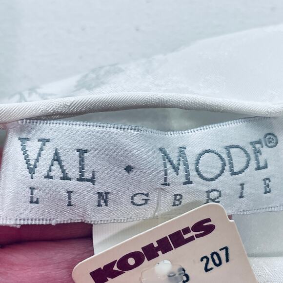 Vintage Val Mode White Satin Lace Trim Spaghetti Strap Short Gown L  NWT - Picture 7 of 10